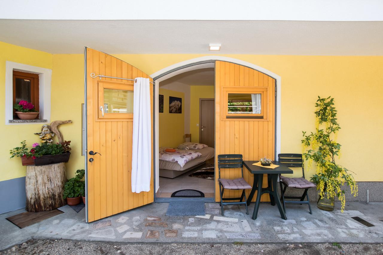 Farmhouse Pri Miklavu Бохінь Екстер'єр фото